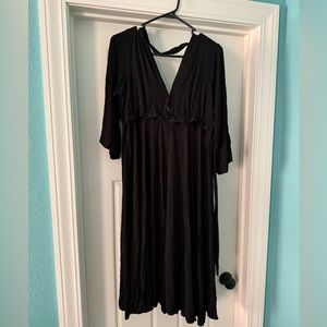 Lila Birth Gown for Labor and Delivery in Black